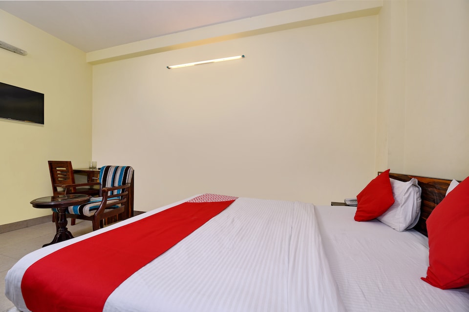 Live on DEL4319, Okhla Jasola Delhi, Delhi