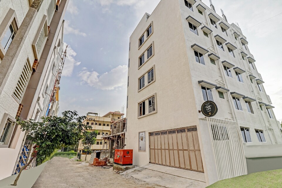 OYO LIFE BLR1879 Global Village Tech Park, Kengeri - Rajarajeshwari Nagar Bangalore, Bangalore