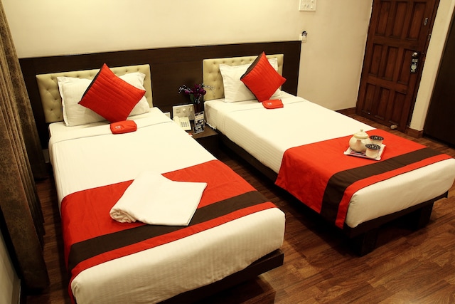 OYO Salt Lake Near Mani Square