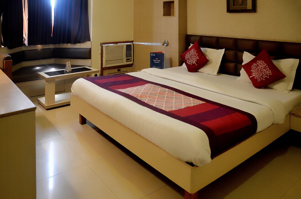 OYO 4933 Hotel Kanha International, Kanpur City, Kanpur