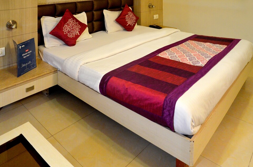 OYO 4933 Hotel Kanha International, Kanpur City, Kanpur