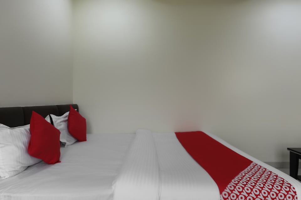 OYO 60456 Vijay, Ratlam, Ratlam