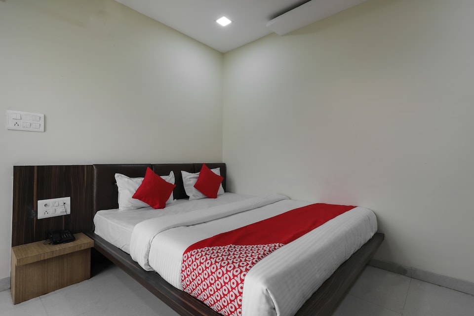 OYO 60456 Vijay, Ratlam, Ratlam