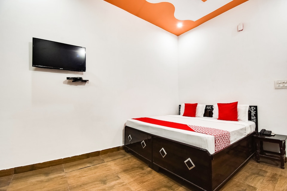 OYO 60492 Hotel Galaxy, Karnal, Karnal
