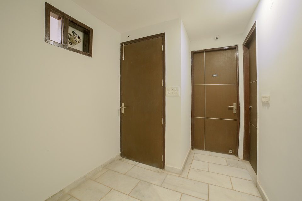 Hotel O Royal Discovery , North Delhi, Delhi