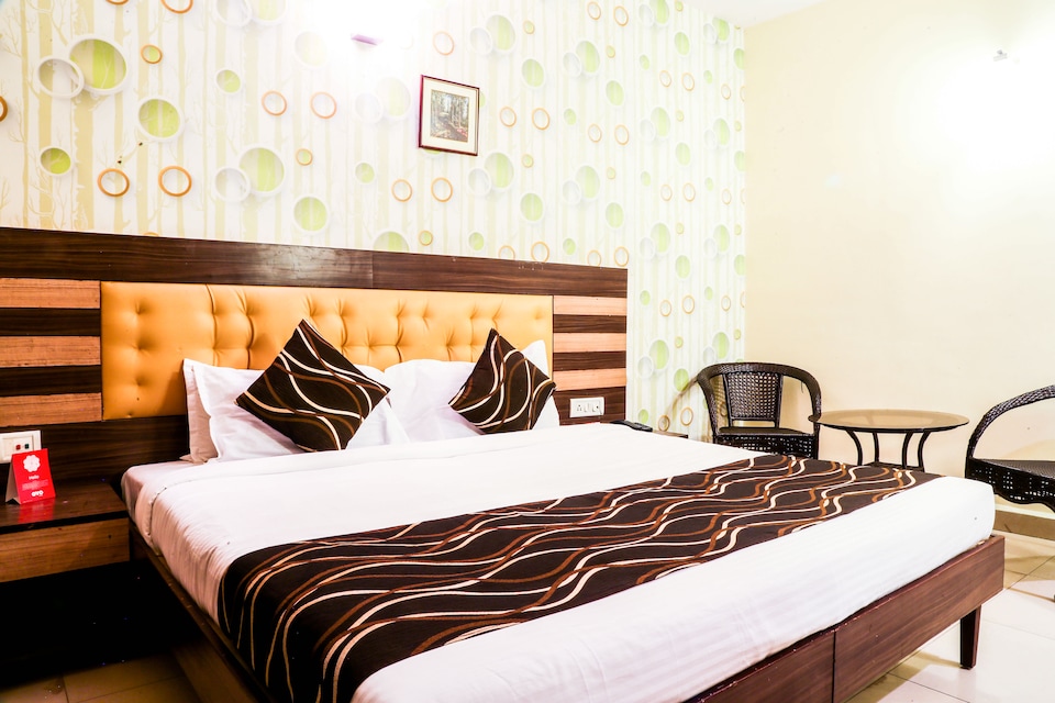 OYO 4939 Hotel Highway Inn, Airport Road - Raipur, Raipur