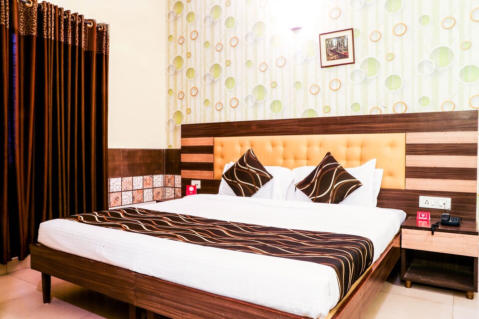 OYO 4939 Hotel Highway Inn, Airport Road - Raipur, Raipur