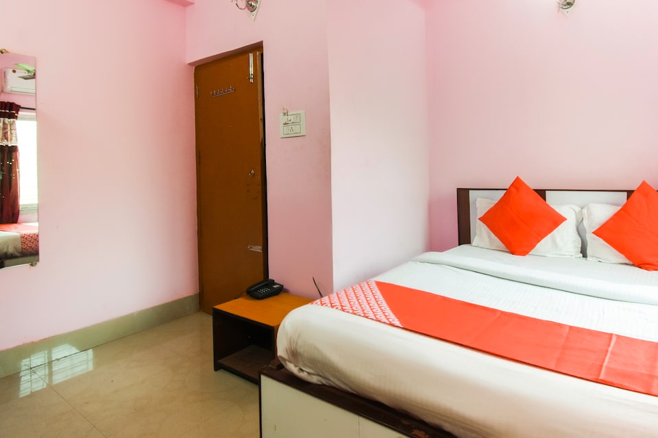 OYO 60522 New Orchid Inn, VIP Road Kolkata, Kolkata