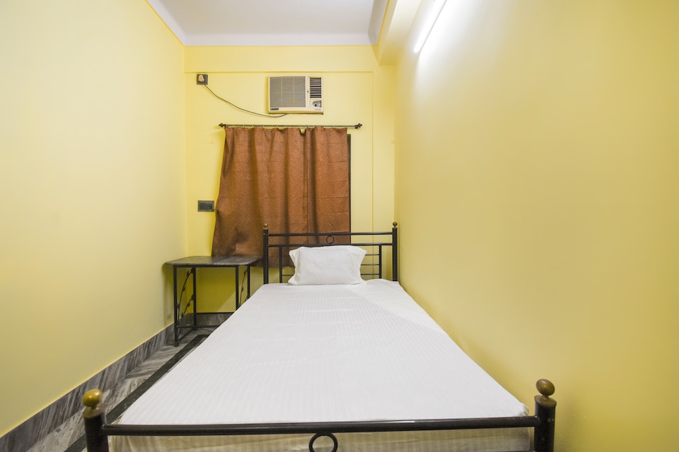 SPOT ON 60539 Sristty Hotel & Lodge, Krishnanagar, Krishnanagar