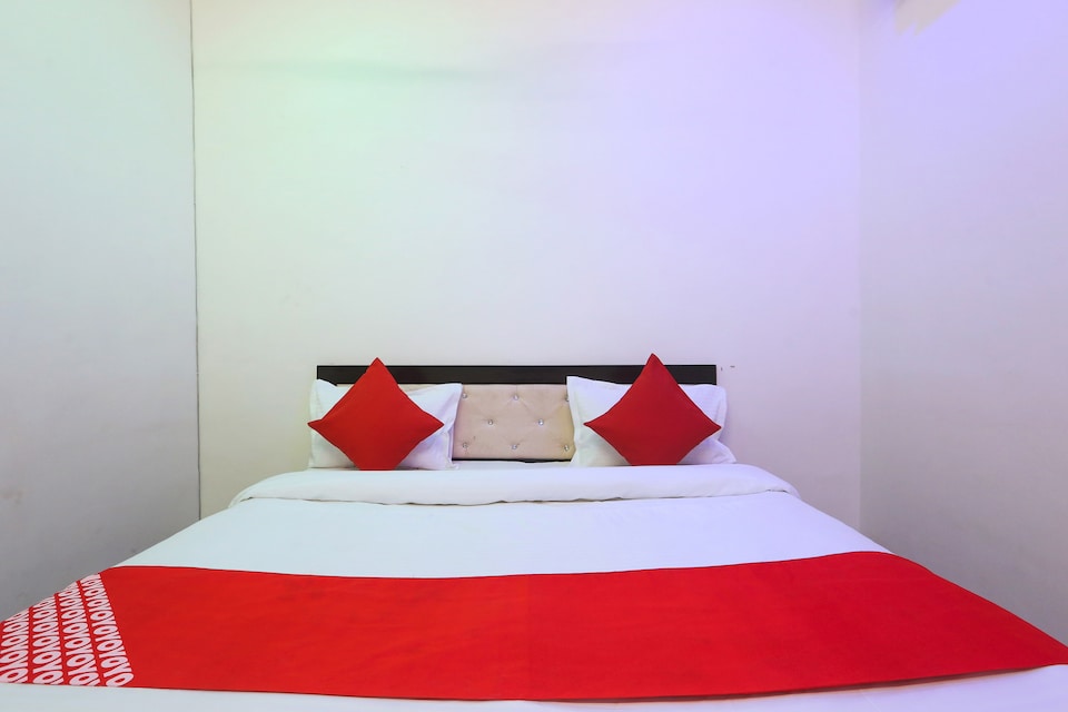 OYO Blue Diamond Inn, Faridabad, Faridabad
