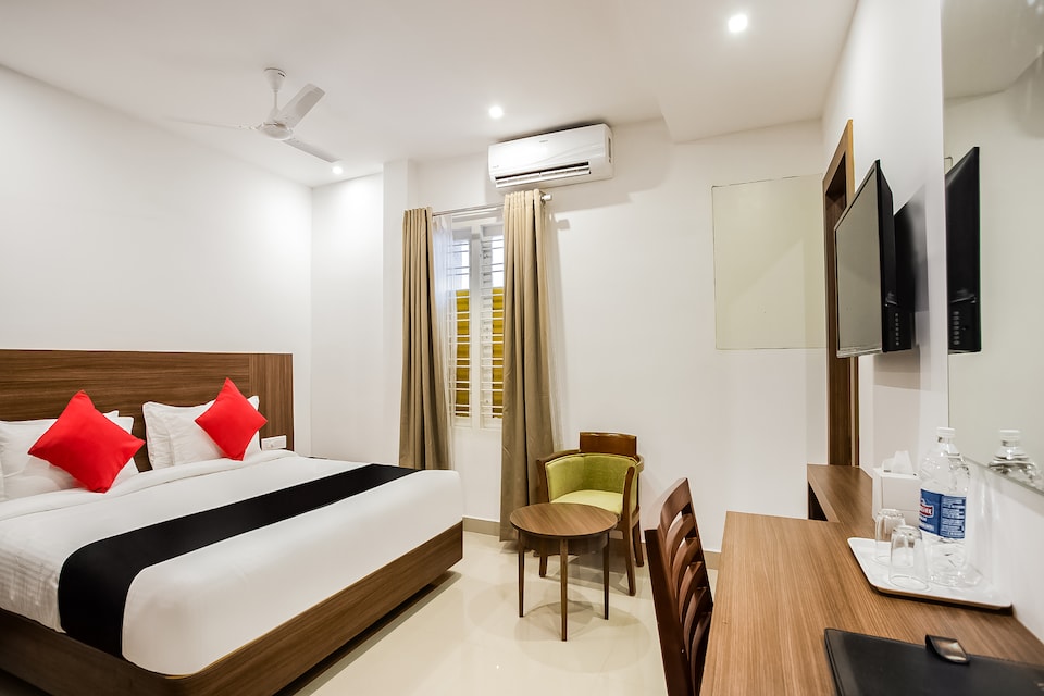 Capital O 60558 Hotel Midhuna International, Adoor, Pathanamthitta