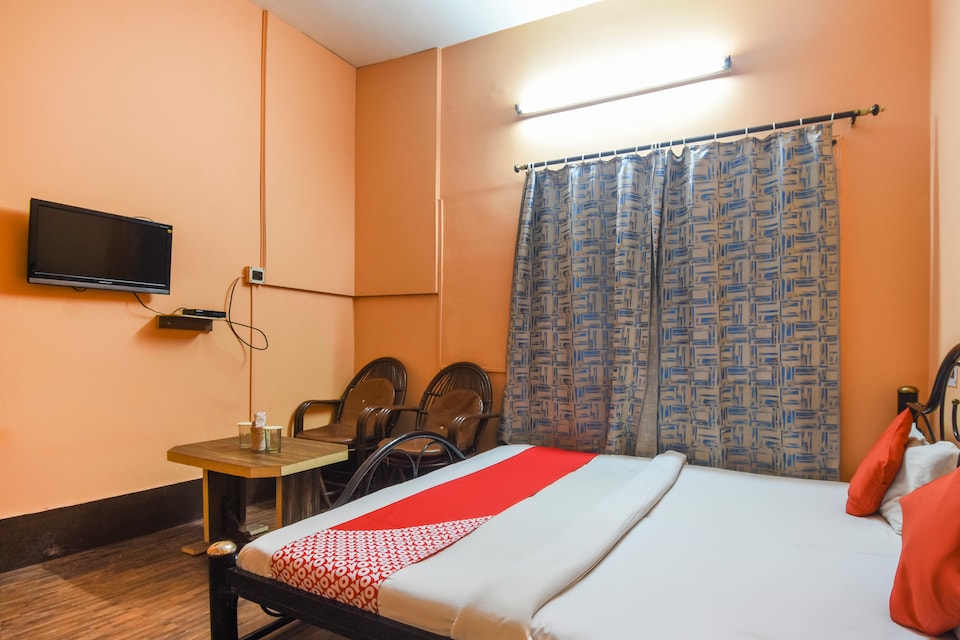 OYO 60564 Raghunath Resorts, Asansol, Asansol