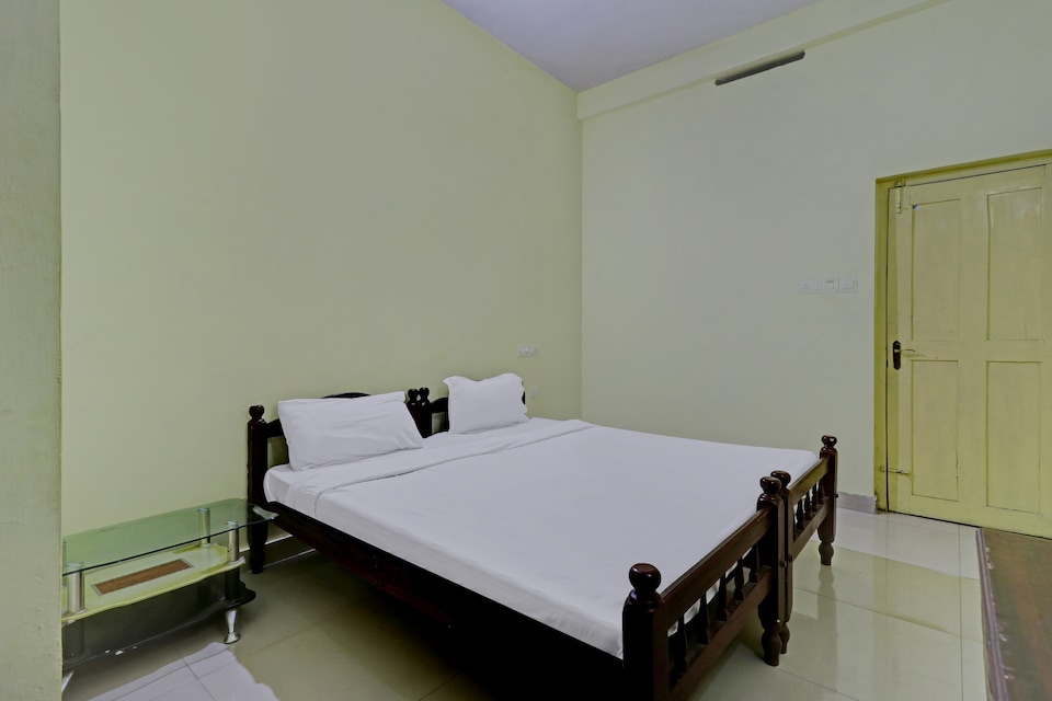 OYO 60625 Metro Tourist Home, Kalpetta, Wayanad