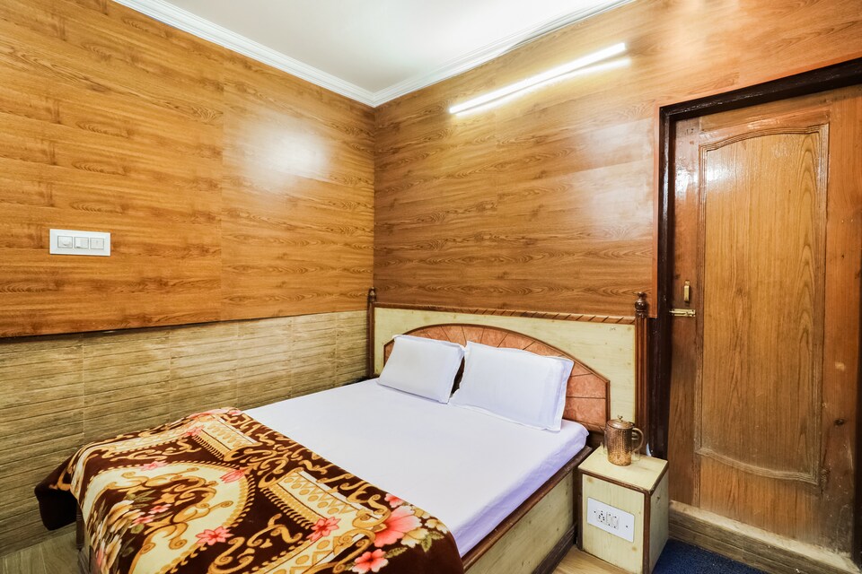 OYO 60646 Hotel Tourist Regency, Patnitop, Patnitop