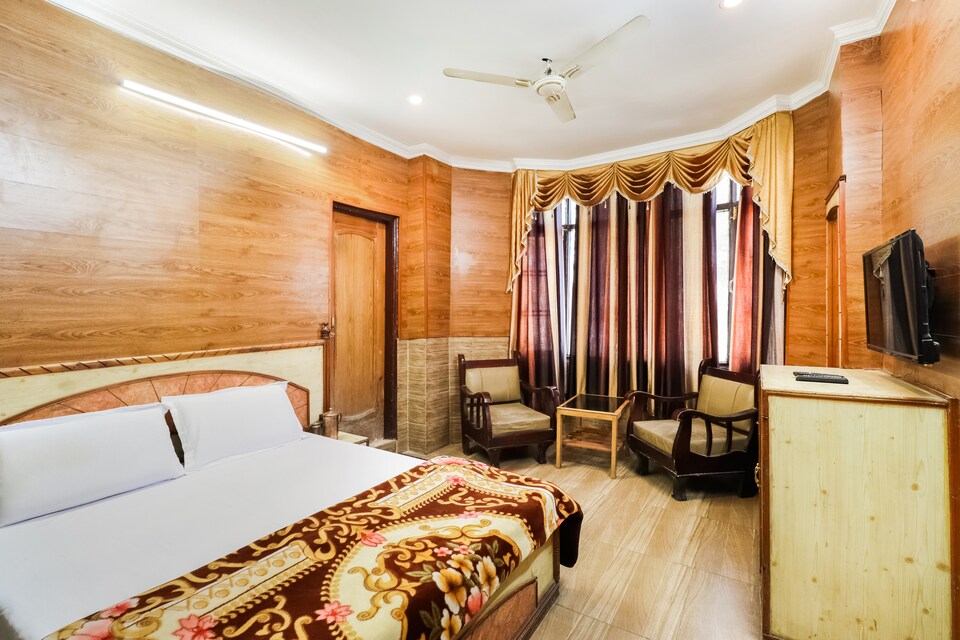 OYO 60646 Hotel Tourist Regency, Patnitop, Patnitop