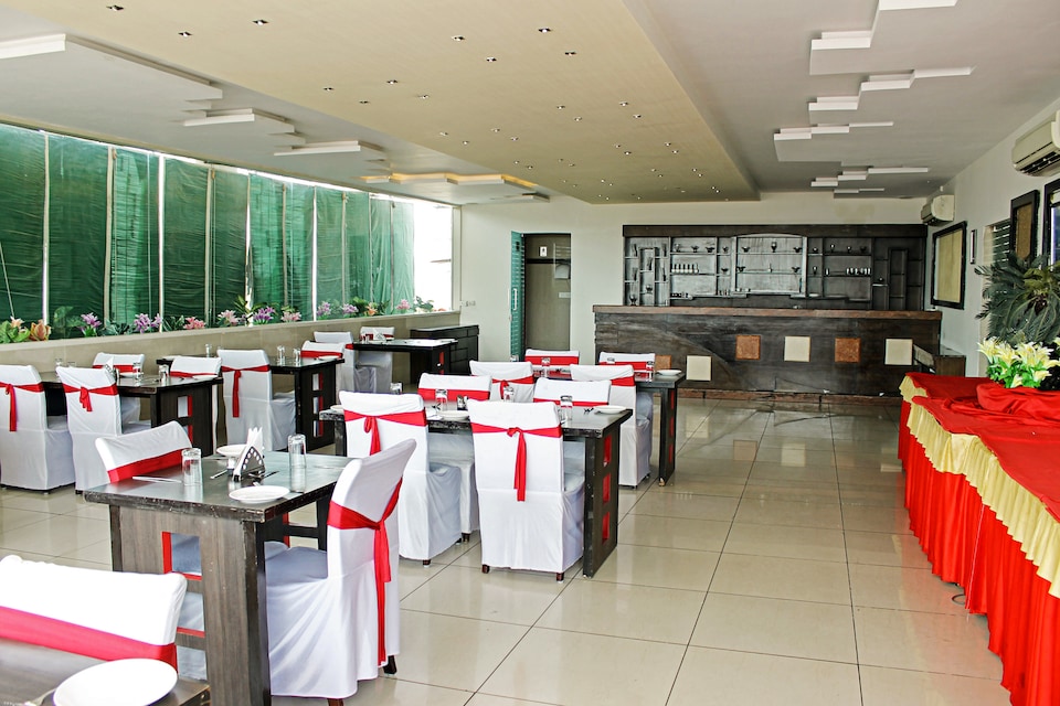 OYO 799 Hotel Taj Inn, Fatehabad Road, Agra