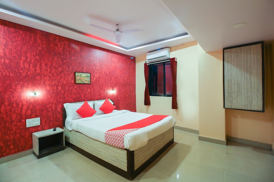 OYO Hotel Nobel Executive, Main Market Mahabaleshwar, Mahabaleshwar