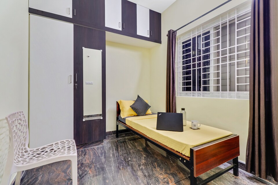 OYO LIFE BLR1889 Sarjapur Main Rd, Sarajpur Road Bangalore, Bangalore