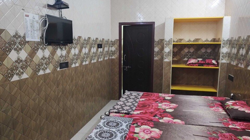 OYO Flagship Sri Sakthi Siva Lodge , GST Chennai, Chennai