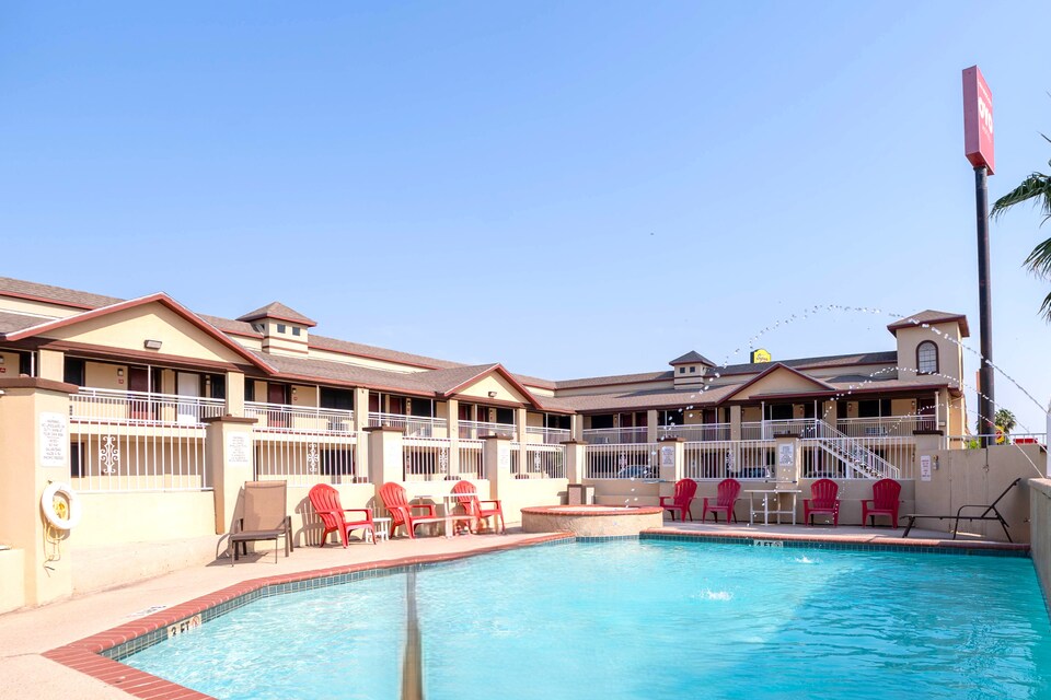 OYO Hotel McAllen Airport South, C78501, McAllen TX