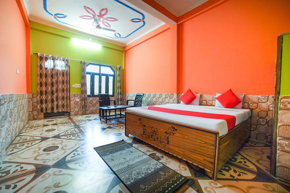 OYO 60706 Hotel Atithi And Restaurant, Pithoragarh city, Pithoragarh