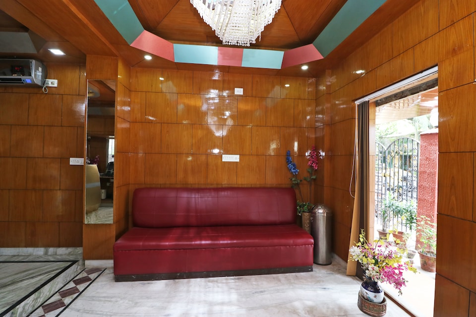Hotel O Wild Orchid, Ruby Hospital Kolkata, Kolkata