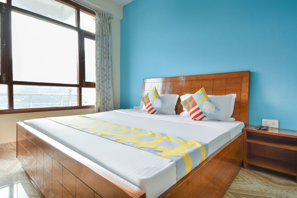 OYO Home 60721 Exotic Hill View Stay Shoghi, Shoghi, Shimla