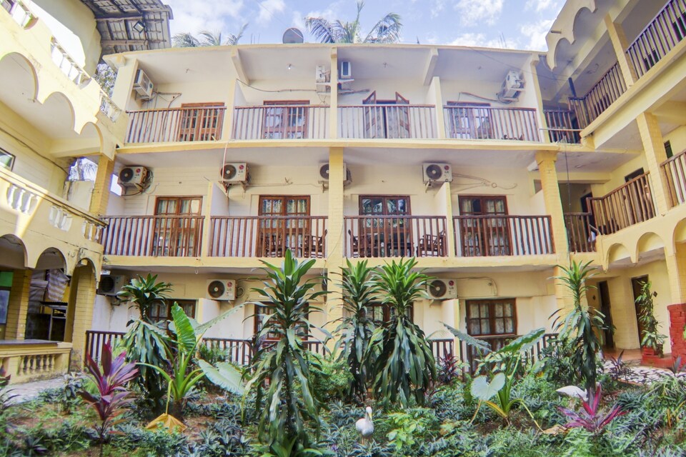 OYO Flagship 31252 Villa Fatima, Baga Goa, Goa