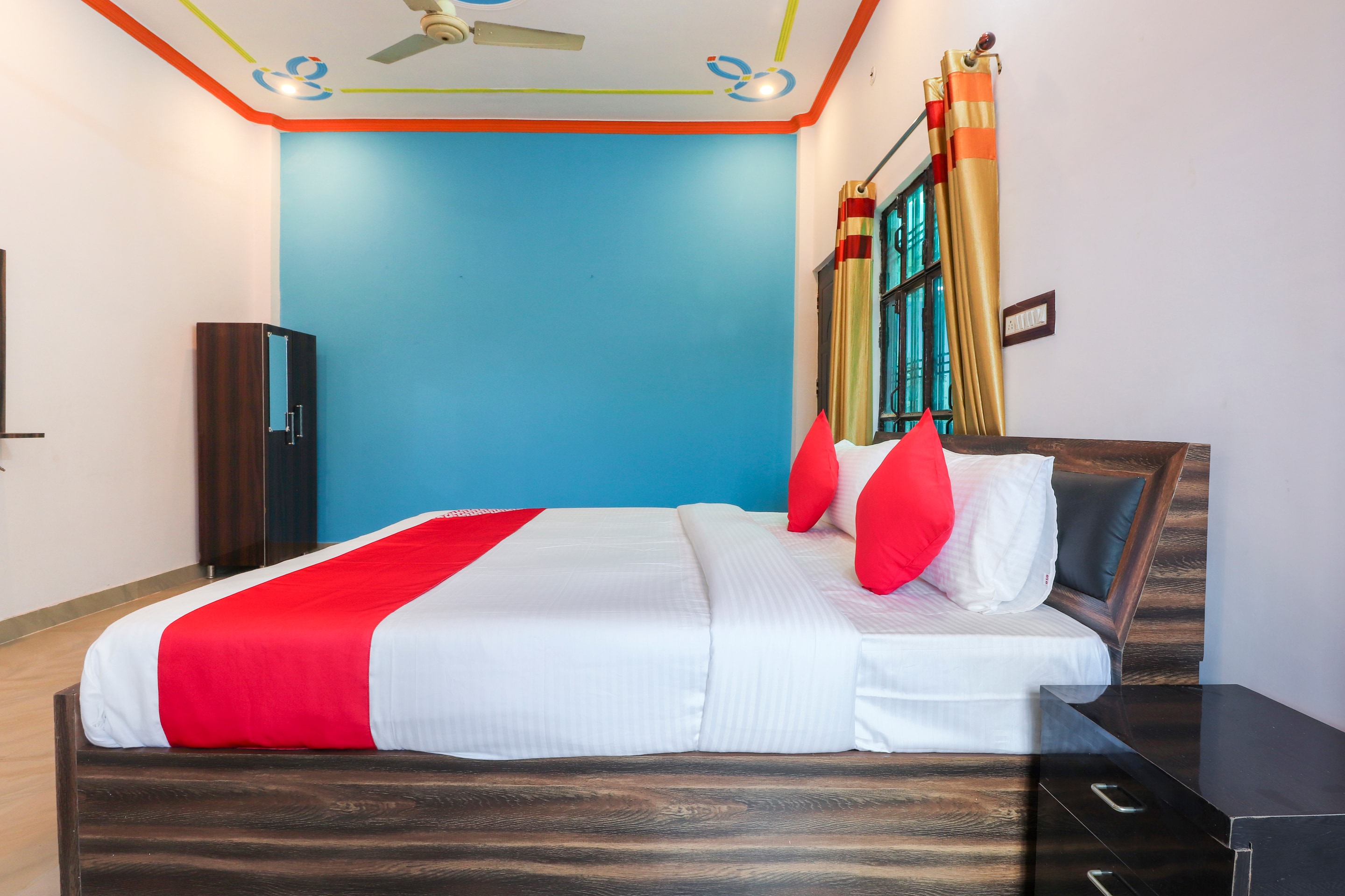Oyo 60739 Vedanta Rass Residency Oyo Rooms Lucknow Book 1216 - Oyo