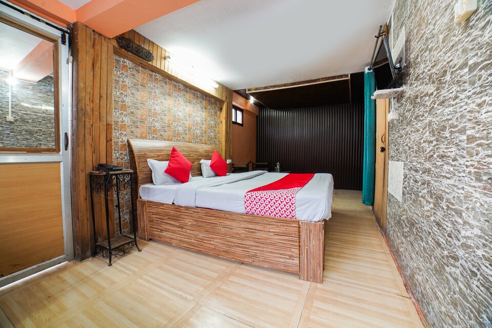 OYO 4955 Long View Homes, Highcourt Nainital, Nainital