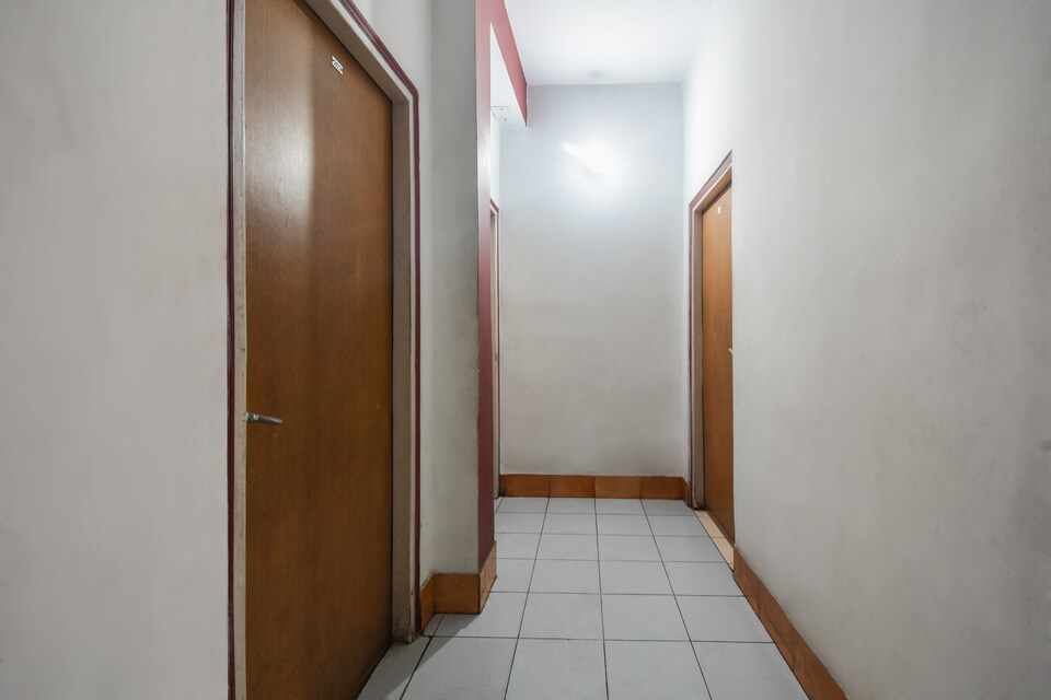 OYO 60751 New Bina Pani Lodge Delux, Tarapith, Tarapith