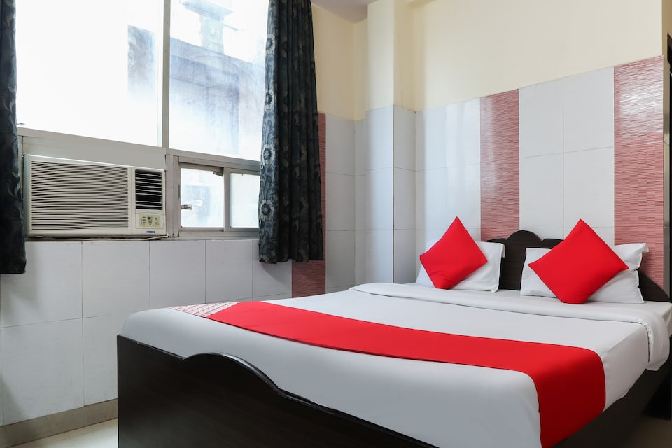 Flagship 60768 Hotel Star Palace, Charbagh Lucknow, Lucknow