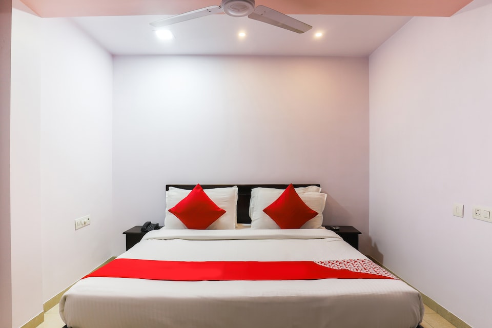 OYO 60772 Hotel King Stone, Kalubha Road Bhavnagar, Bhavnagar