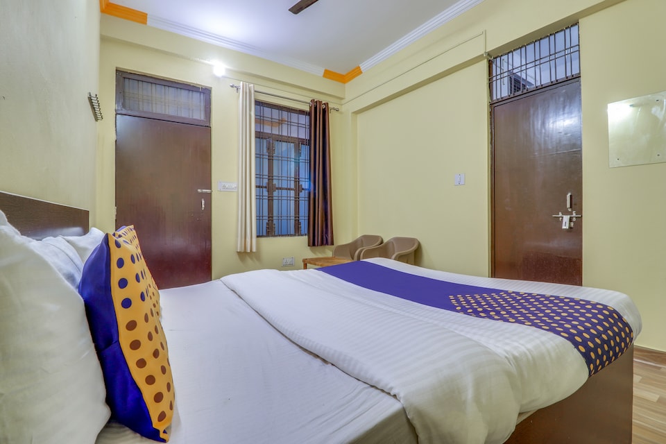 SPOT ON 60780 Om Sai Inn , Gomti Nagar Lucknow, Lucknow