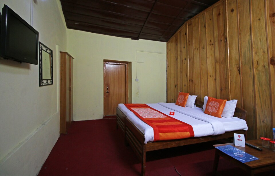 OYO Rooms 079 Valley View Mall Road, Mall Road Nainital, Nainital