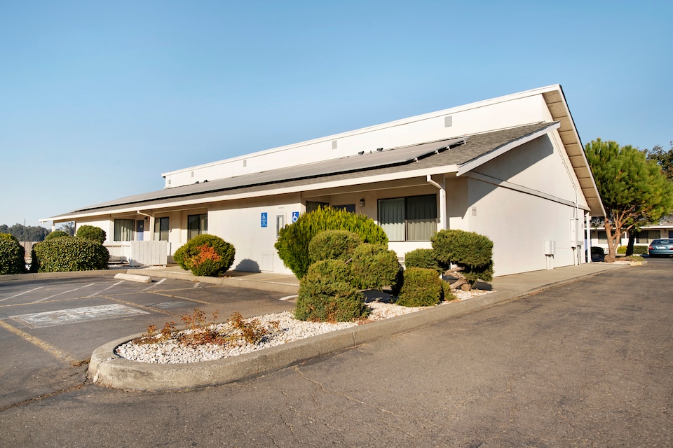 OYO Hotel Dunnigan I-5 West, Sacramento CA, Sacramento CA