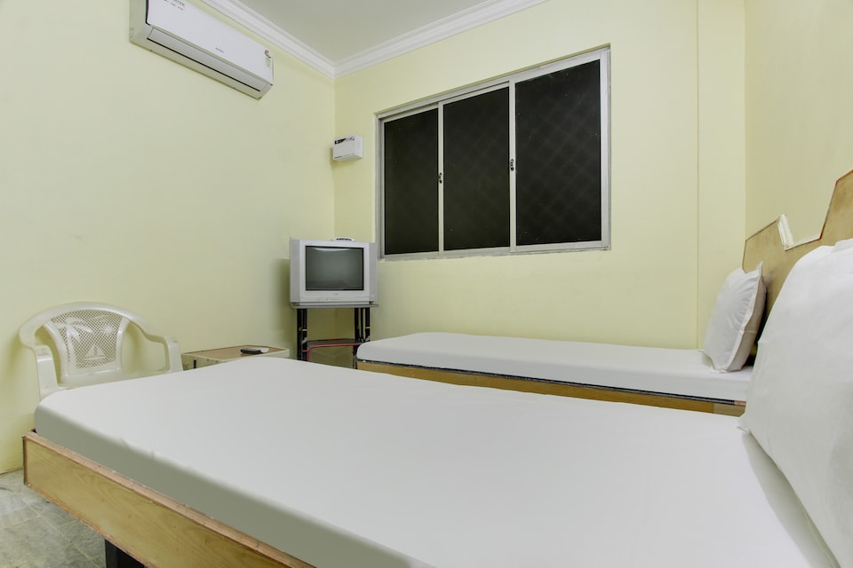 SPOT ON 60796 Lingams Lodge, Thiruvarur, Thiruvarur