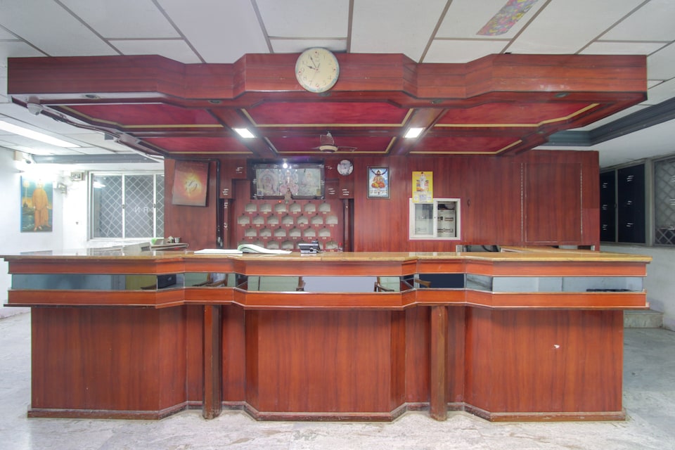 SPOT ON 60796 Lingams Lodge, Thiruvarur, Thiruvarur