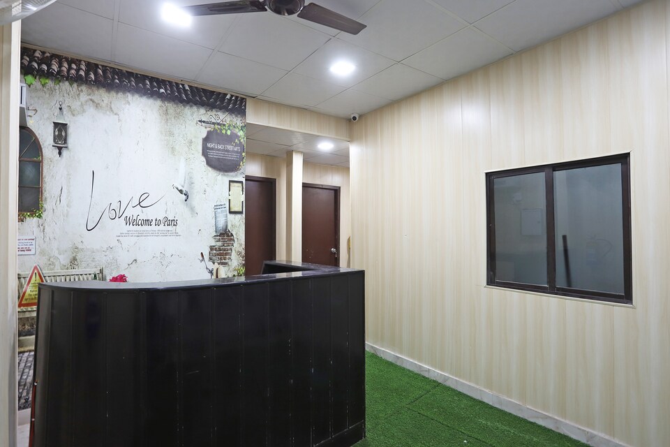 OYO 60799 Cordial Orbit, Pitampura - Rohini Delhi, Delhi