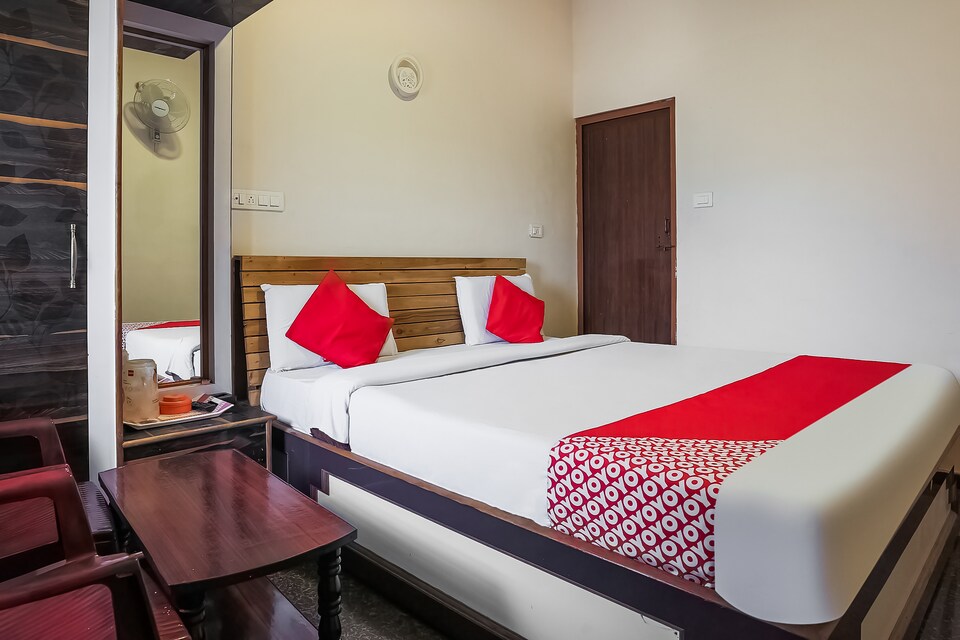 OYO 60803 Nightshade Inn Residency, Ooty Town, Ooty