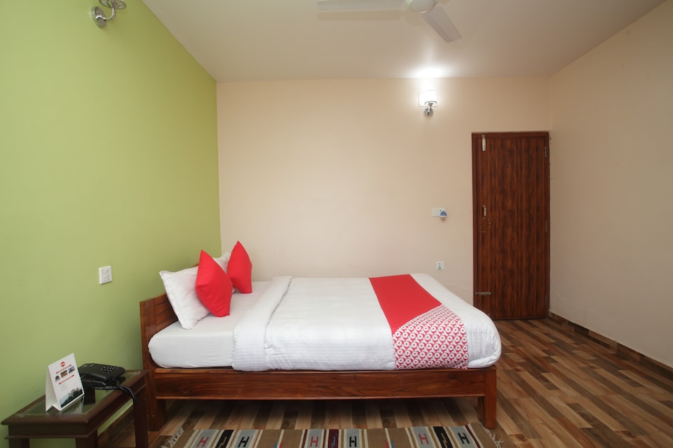 OYO 606 Hotel Swiss Home, Pokhara, Pokhara