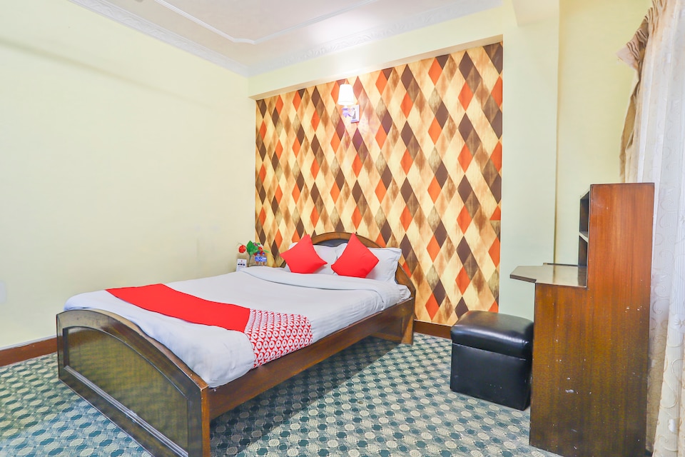 OYO 608 Hotel Aradhya Palace, New Bus Park Kathmandu, Kathmandu