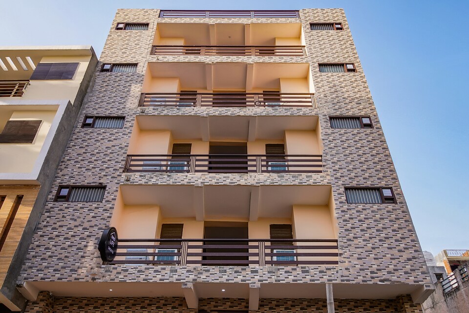 OYO LIFE GRG1718 Palam Vihar Ext, Huda 1 Gurgaon, Gurgaon