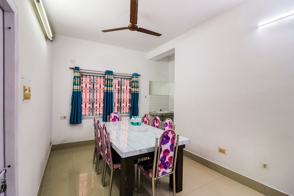 OYO Flagship Hotel Sweet Room Near City Centre Salt Lake, Salt Lake Kolkata, Kolkata