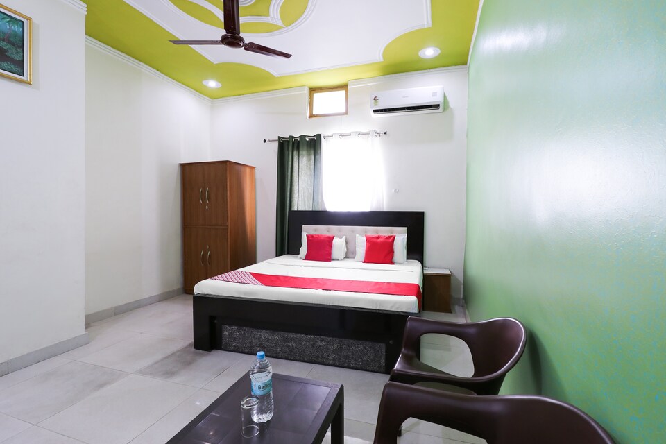 OYO 60833 Hotel Delight And Restaurant, Dehradun Airport, Dehradun