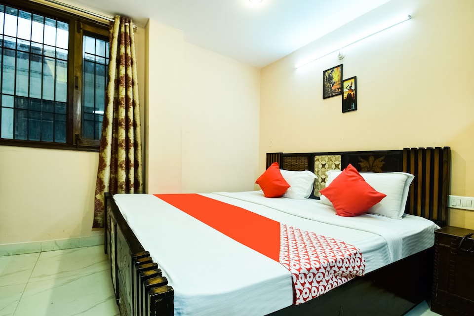 OYO 60837 The Hanu Shimla, The Mall Road-Shimla, Shimla