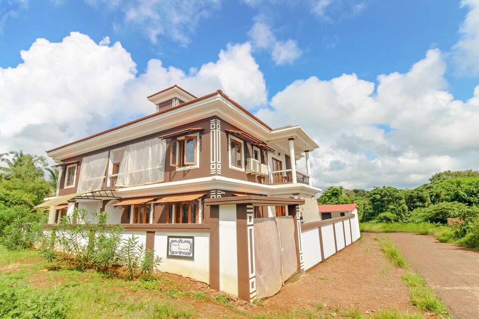 OYO 60839 Gracious Studios Vagator, Anjuna Vagator Goa, Goa