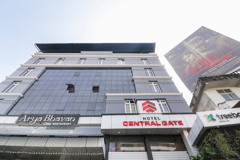 Capital O 60841 Central Gate Hotel, Calicut City-II, Calicut