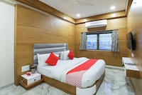 OYO 60848 Hotel New Shree Nath