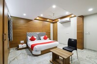 OYO 60848 Hotel New Shree Nath